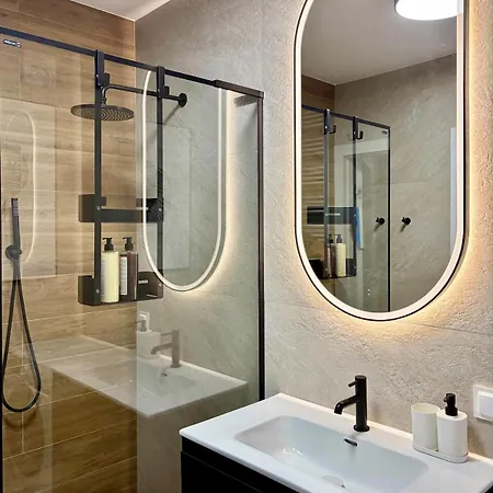Premium - 750 M Do Plazy Ac Parking Apartman